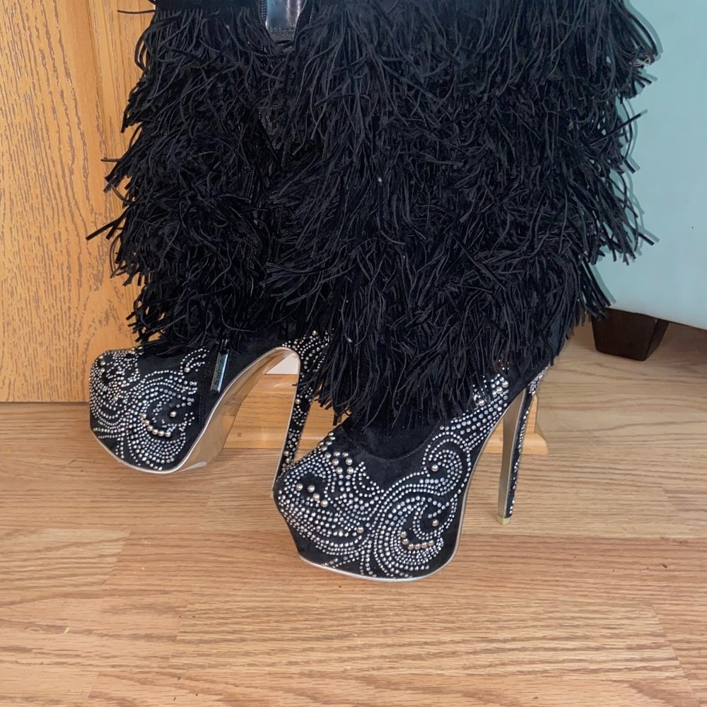Elegant Black and Silver Women's Heels